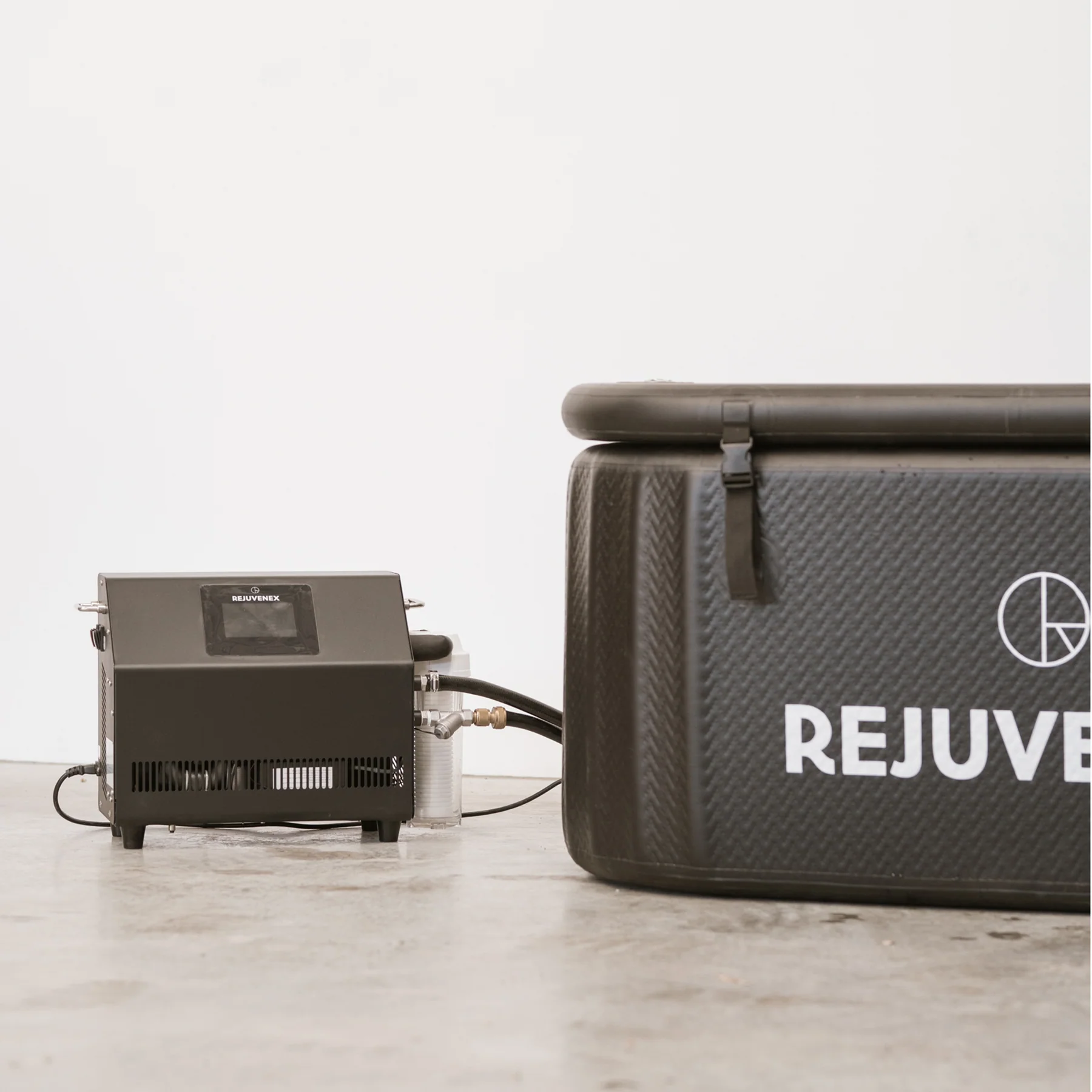 Rejuvenex Arctic Oasis Chiller and Bath - Image 5